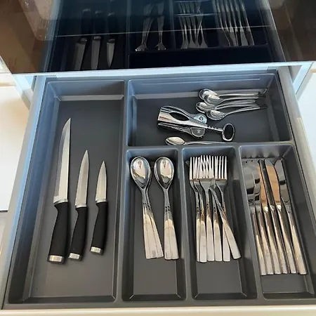 Luxe Living Modern Lägenhet Stara Pazova