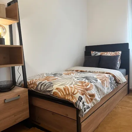 Luxe Living Modern Lägenhet Stara Pazova